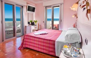 hotellequerce it hotel-a-senigallia-camera-economy 013